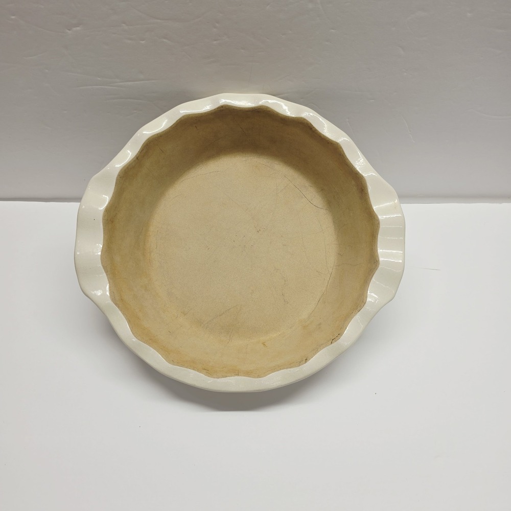 Pampered Chef White 9" Discontinued Deep Dish Stoneware Pie Plate Fluted #1305